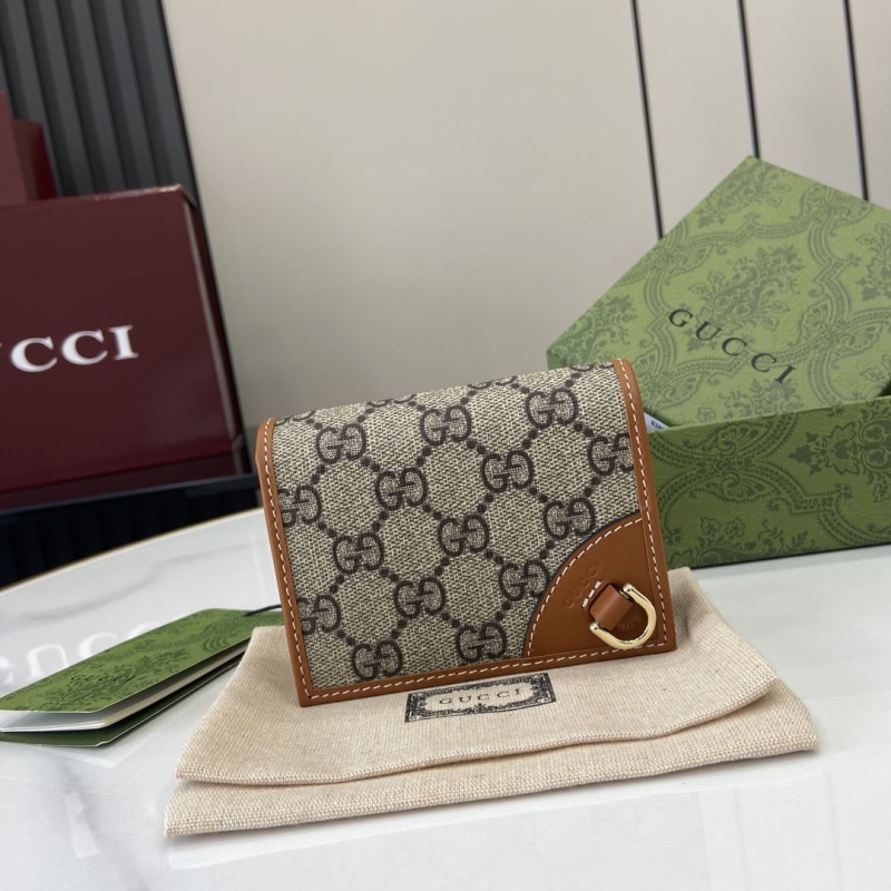 G*u*i wallets & purse
